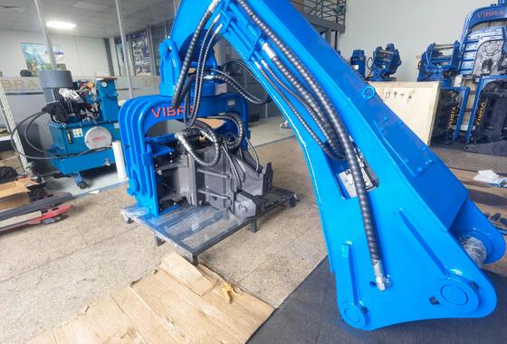 High-Flow Merging Valve Unit & High Impact Energy Pile Driver – FV-250R 360° Rotation