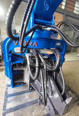 High-Flow Merging Valve Unit & High Impact Energy Pile Driver – FV-250R 360° Rotation