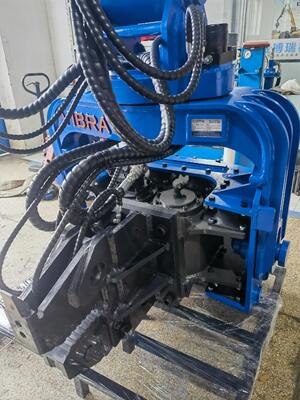 High-Flow Merging Valve Unit & High Impact Energy Pile Driver – FV-250R 360° Rotation