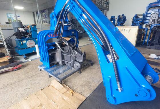 High-Flow Merging Valve Unit & High Impact Energy Pile Driver – FV-250R 360° Rotation